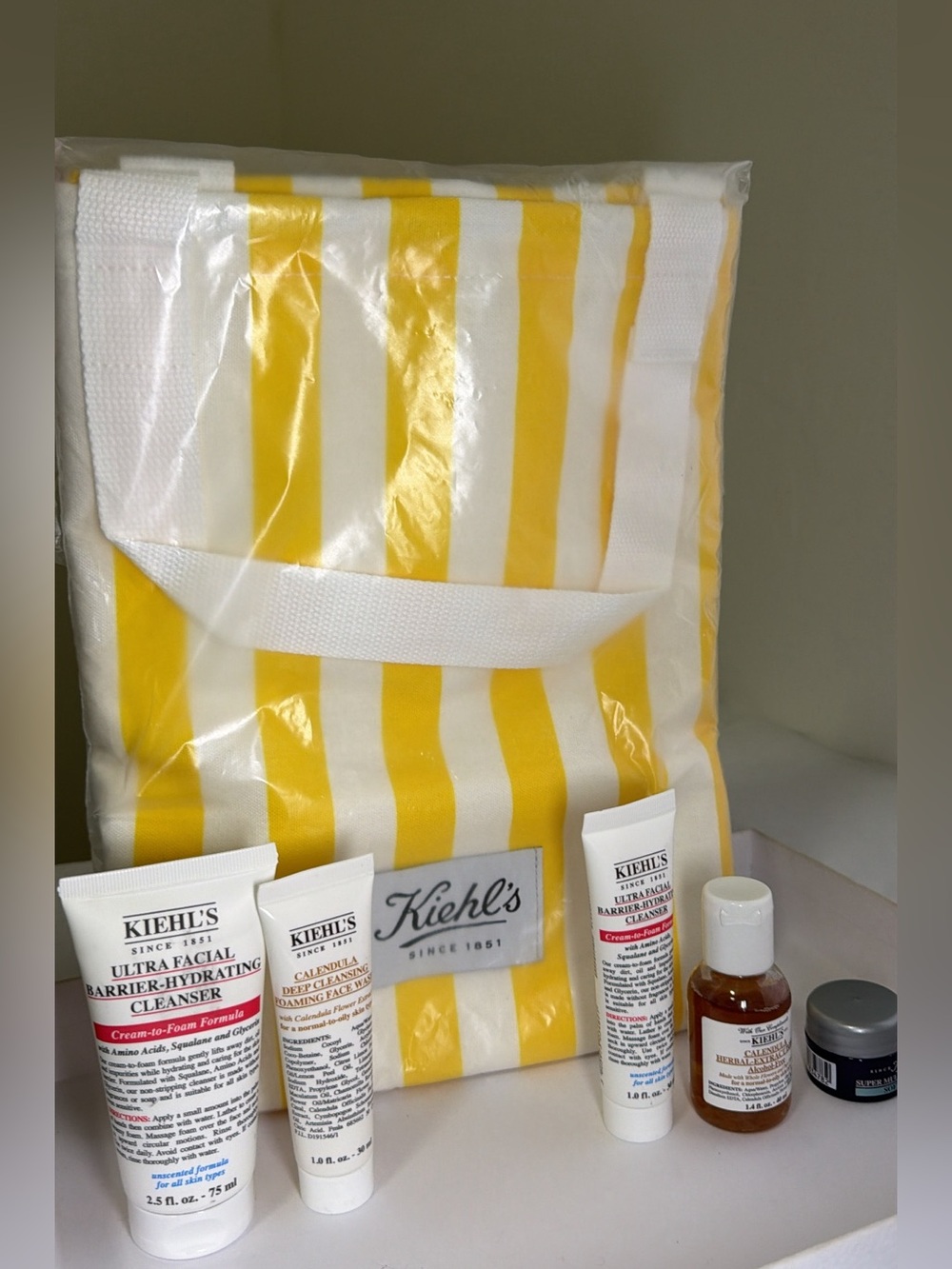 New,unused Kiehl's Skincare Bundle -mini and travel sizes and Tote